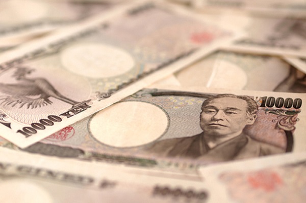 美国财政部上调第三季借款预期 预计将超过1万亿美元